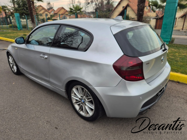 BMW 116I 6Mt Ac — foto 9 de 24