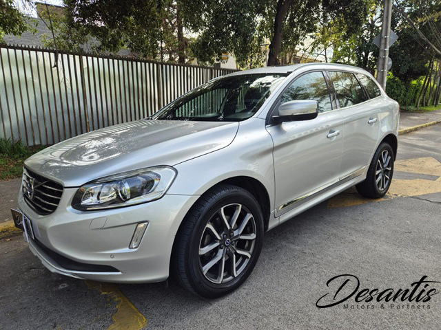 Volvo Xc60 T5 2.0 Awd Aut — foto 3 de 39