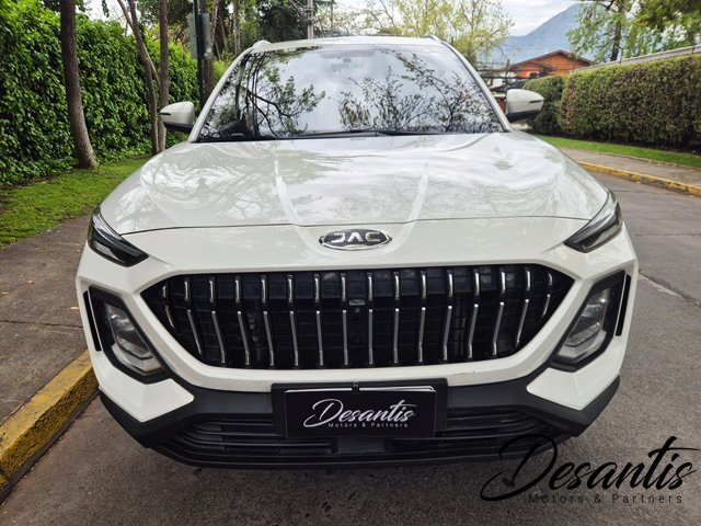 JAC Js8 1.5L Xe Dct Aut — foto 5 de 39