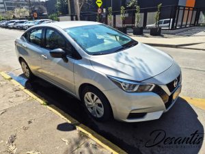 Nissan Versa Sense — foto 8 de 29
