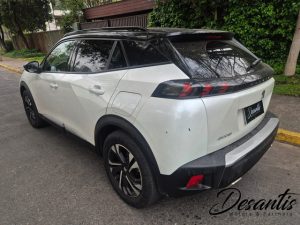 Peugeot 2008 1.2 6Mt Ac — foto 10 de 37