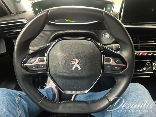Peugeot 2008 1.2 6Mt Ac — foto 17 de 37