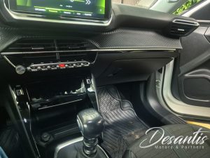 Peugeot 2008 1.2 6Mt Ac — foto 20 de 37