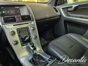 Volvo Xc60 T5 2.0 Awd Aut — foto 20 de 39